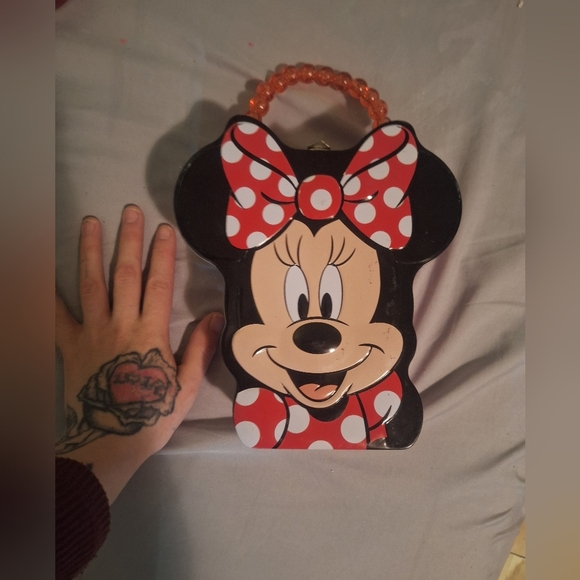Disney Minnie Mouse Tin Lunchbox NWT. - Picture 2 of 6